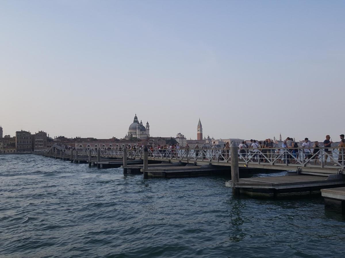 3B Locazione Turistica Panzió Mestre Kültér fotó